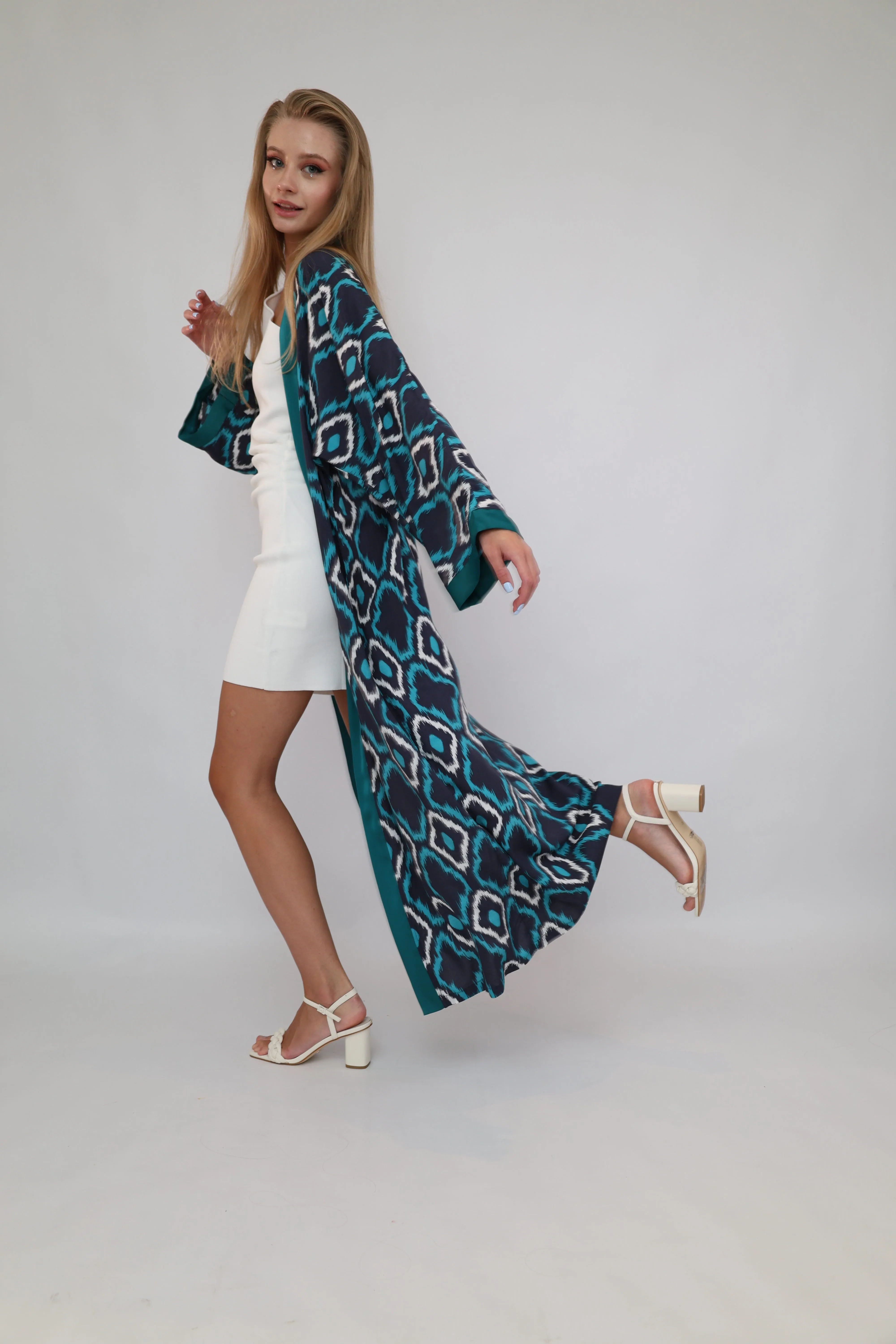 100% Cotton Printed Ikat Green Lightweight Kimono "Lagoon Breeze"