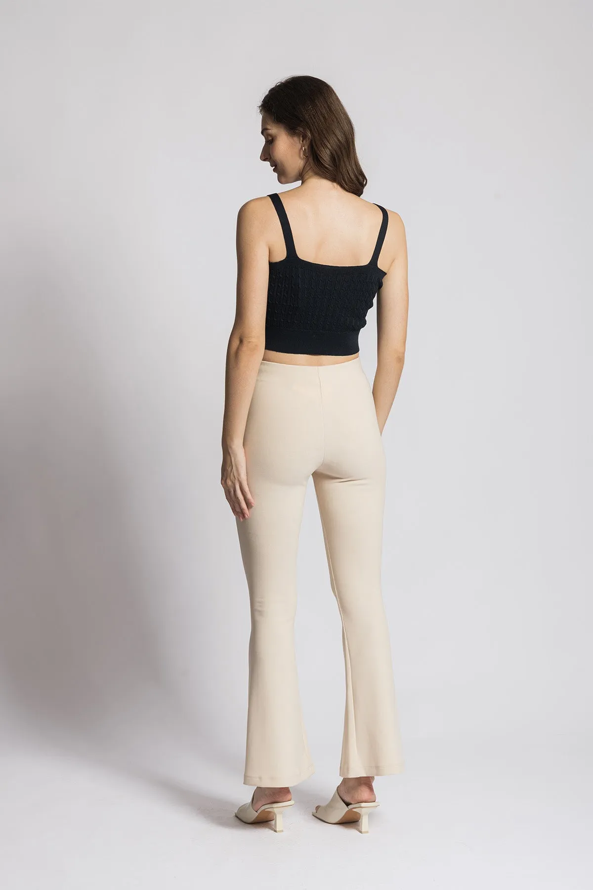 Calrinne V Neck Cropped Knitted Tank Top