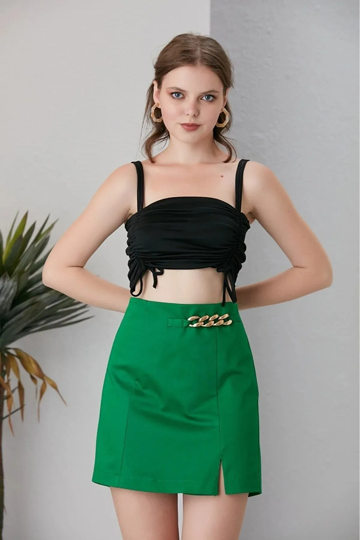 Chain Detail Low Rise Skirt