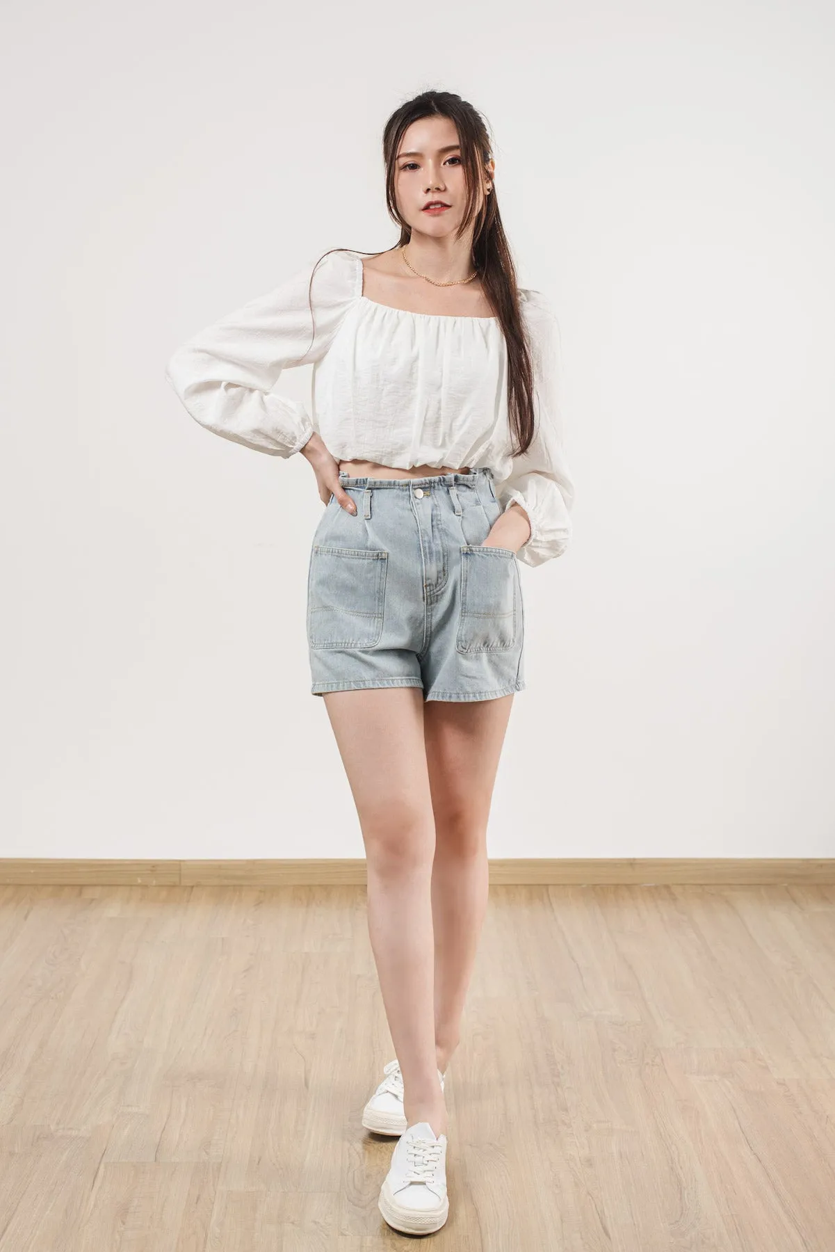 Crop Top Puff Sleeve With Elastic Cuff