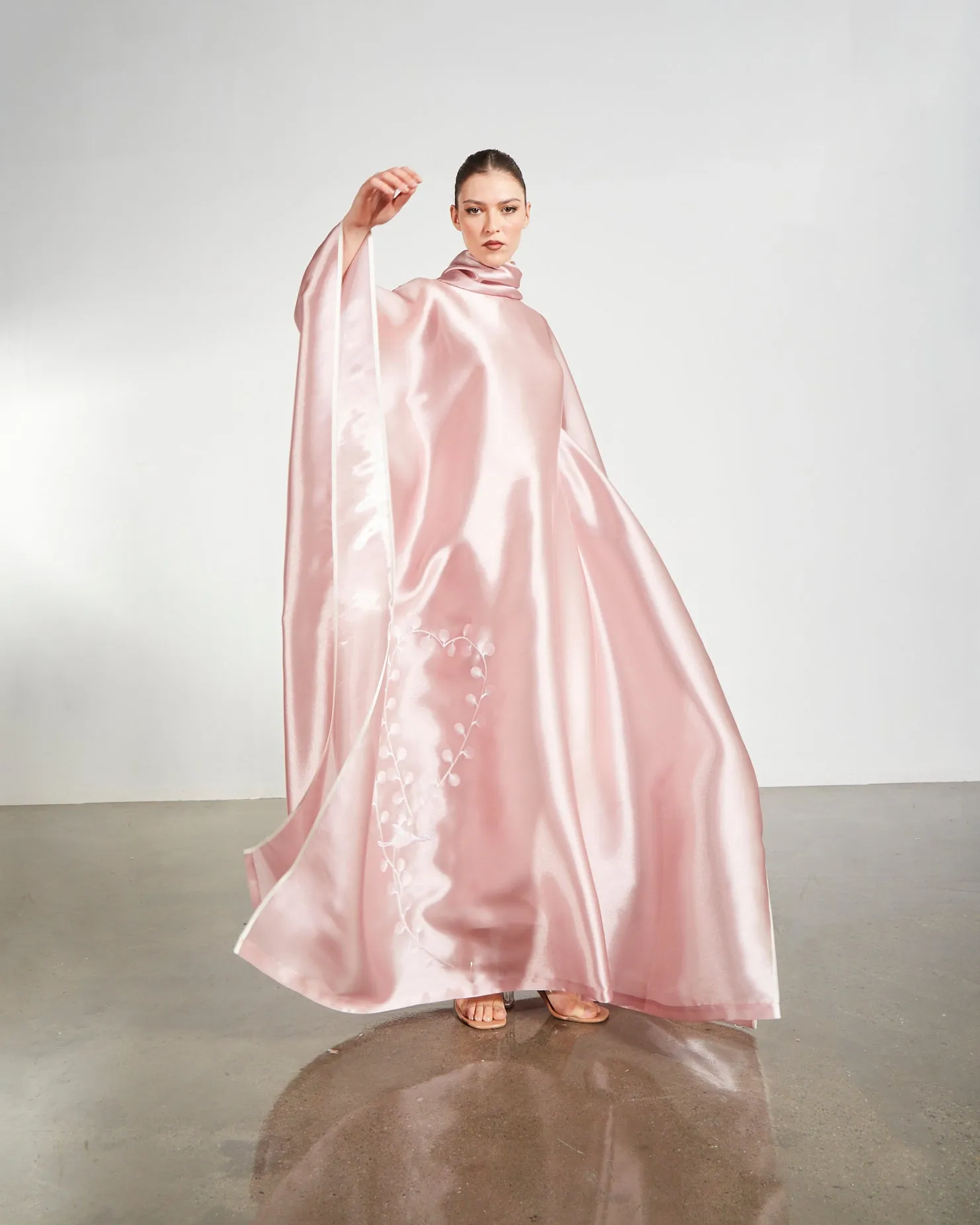 Embroidered Organdy High-Neck Kaftan Abaya - Gold