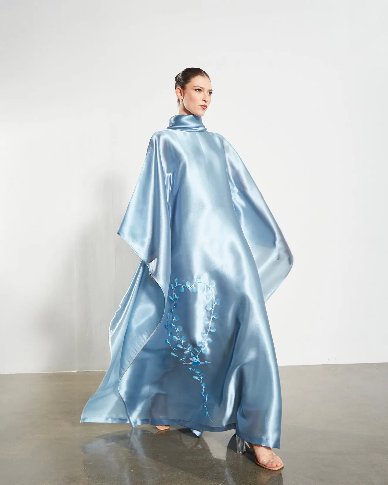 Embroidered Organdy High-Neck Kaftan Abaya - Gold