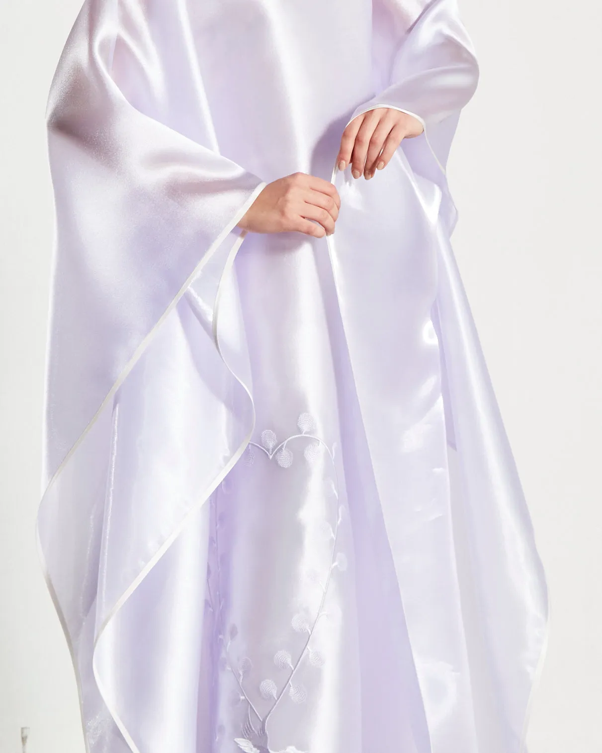 Embroidered Organdy High-Neck Kaftan Abaya - Gold