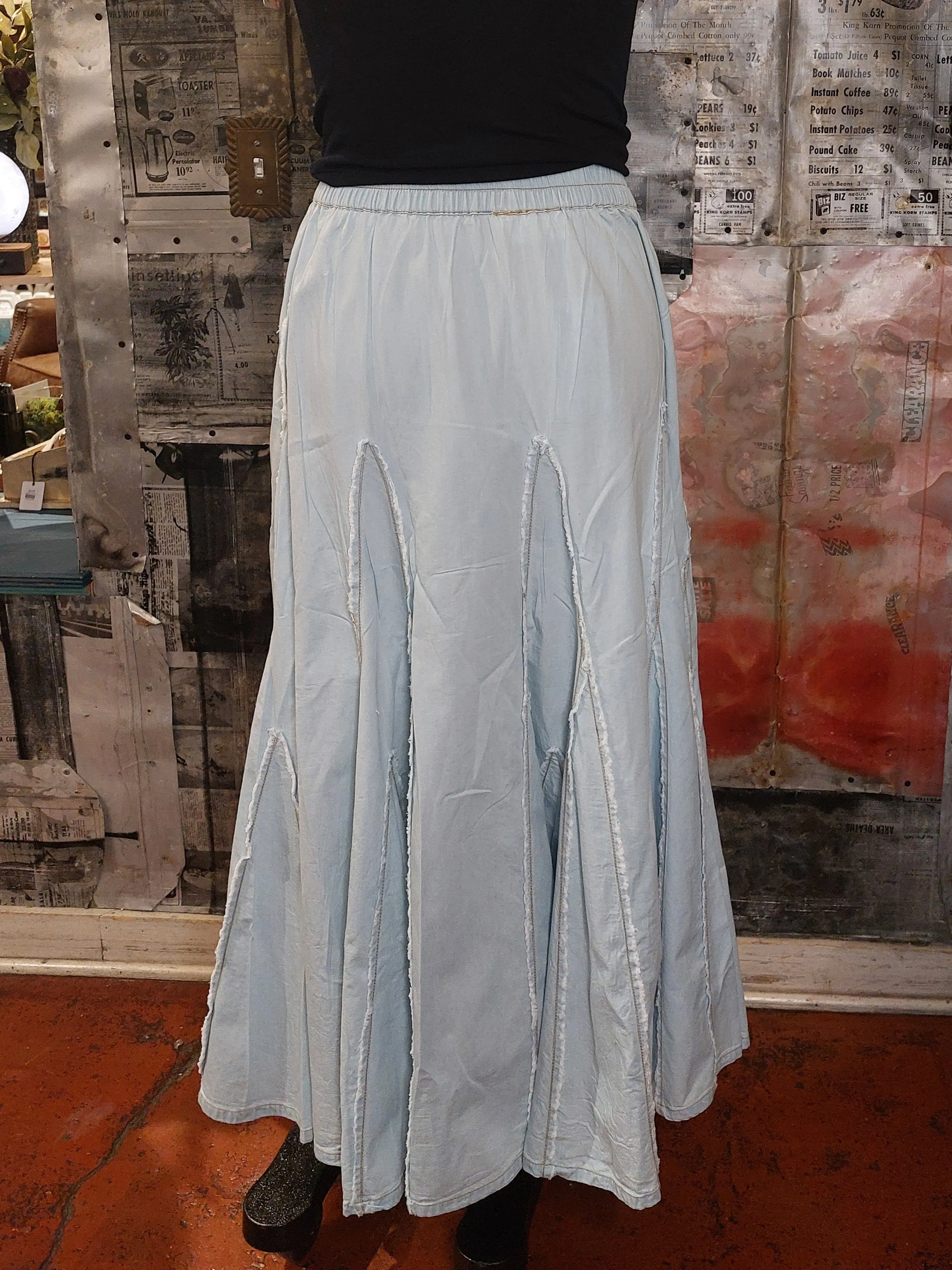 Flare Raw Edge Denim Skirt