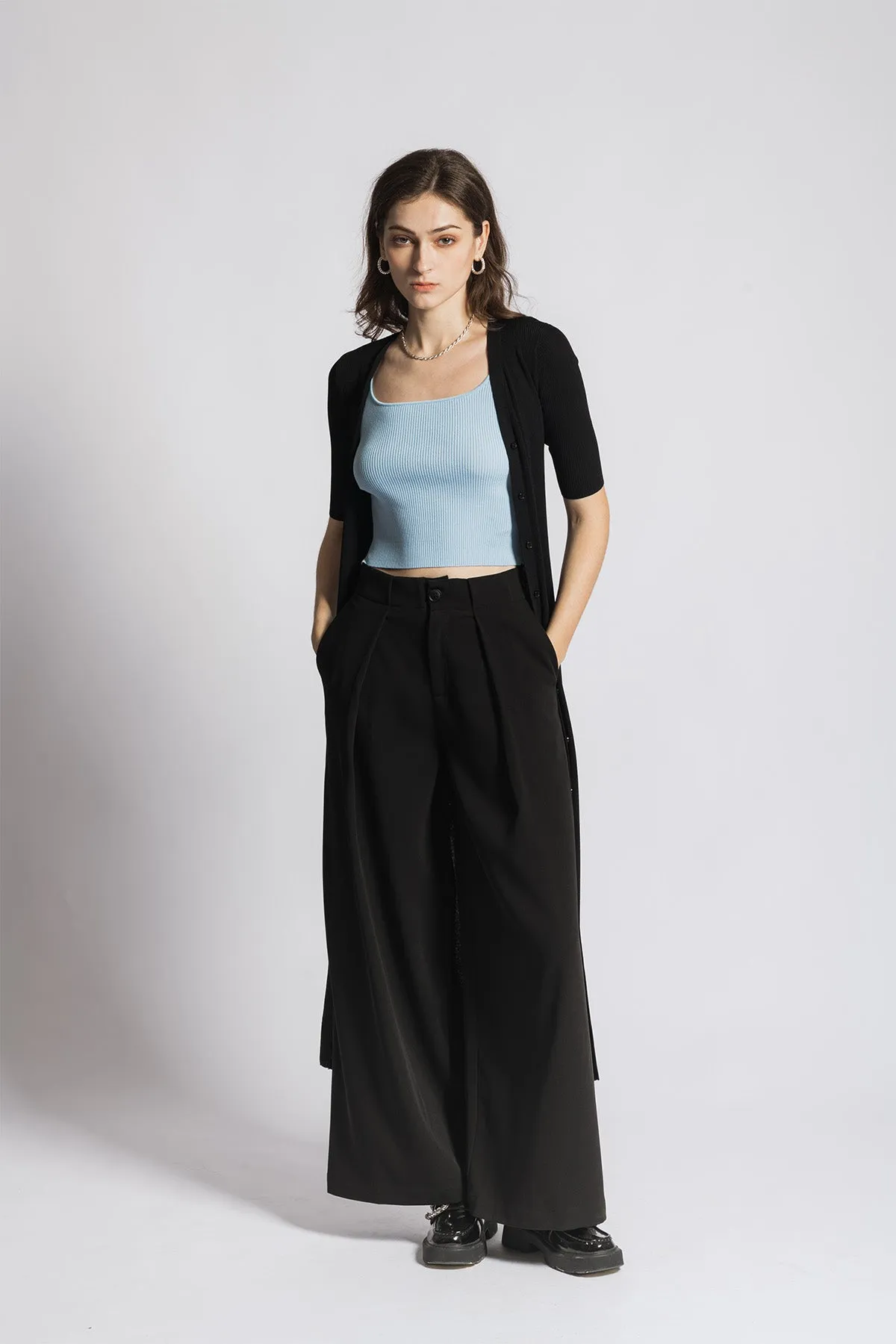 Leerya Square Neckline Cropped Tank Top