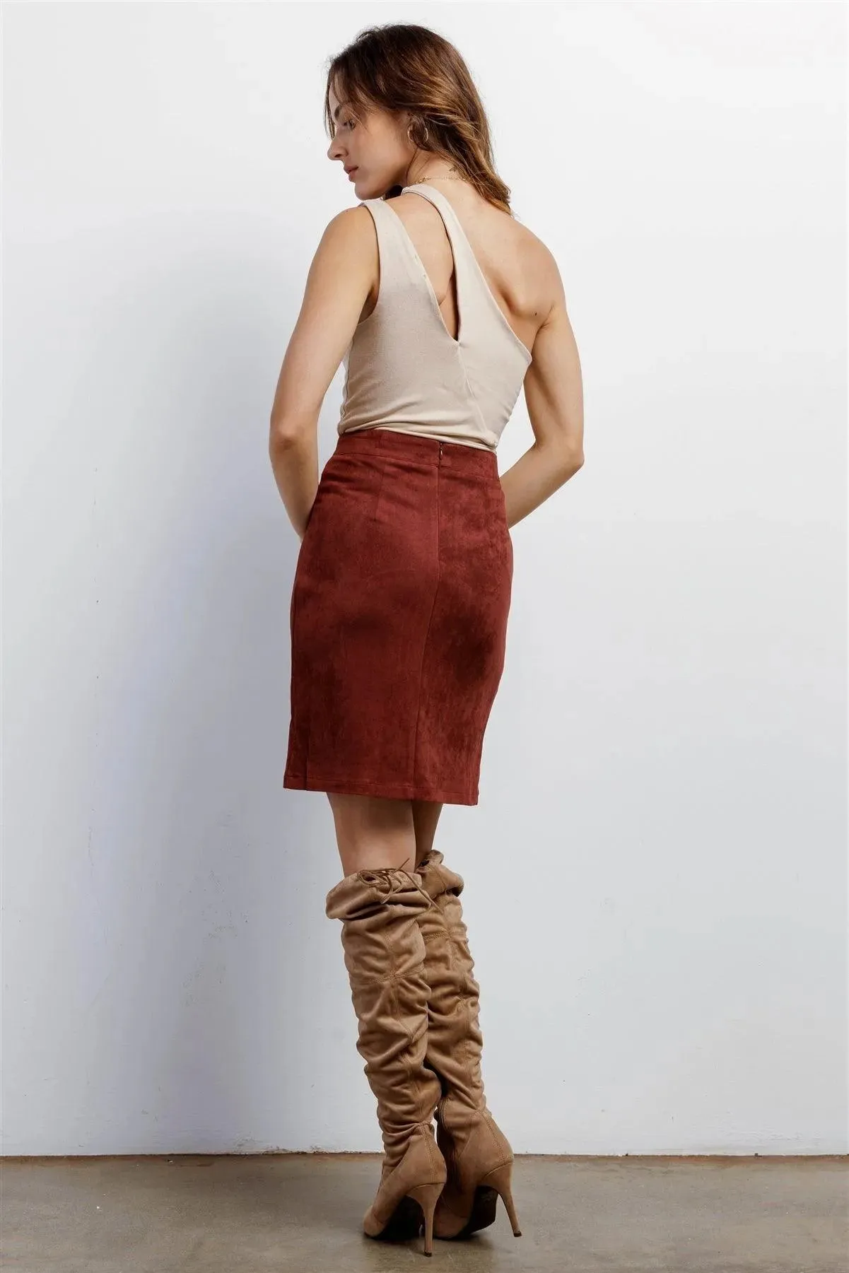 Redwood Faux Suede High-Waisted Asymmetrical Stitch Mini Skirt /1-2-1-1