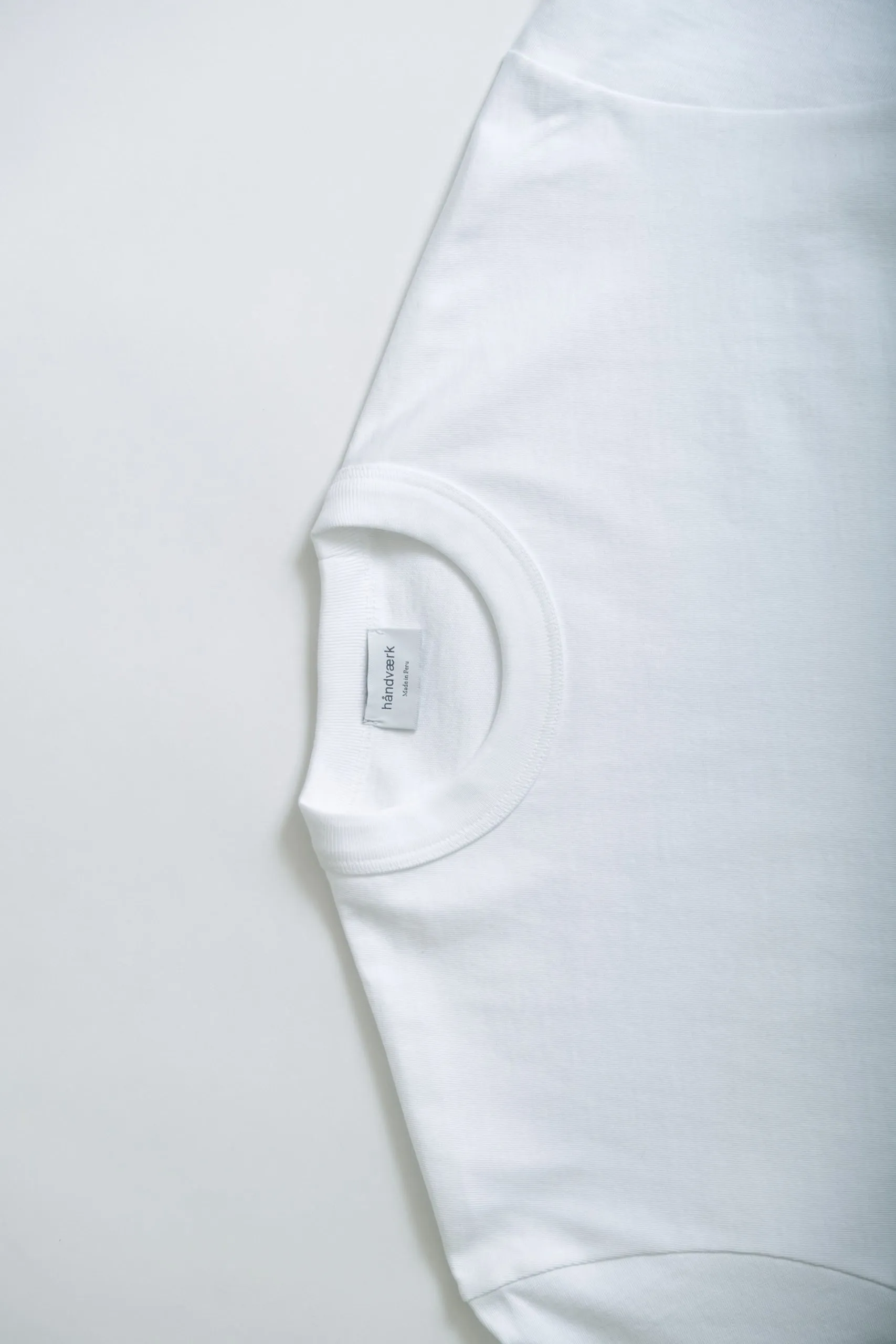 RELAXED T-SHIRT