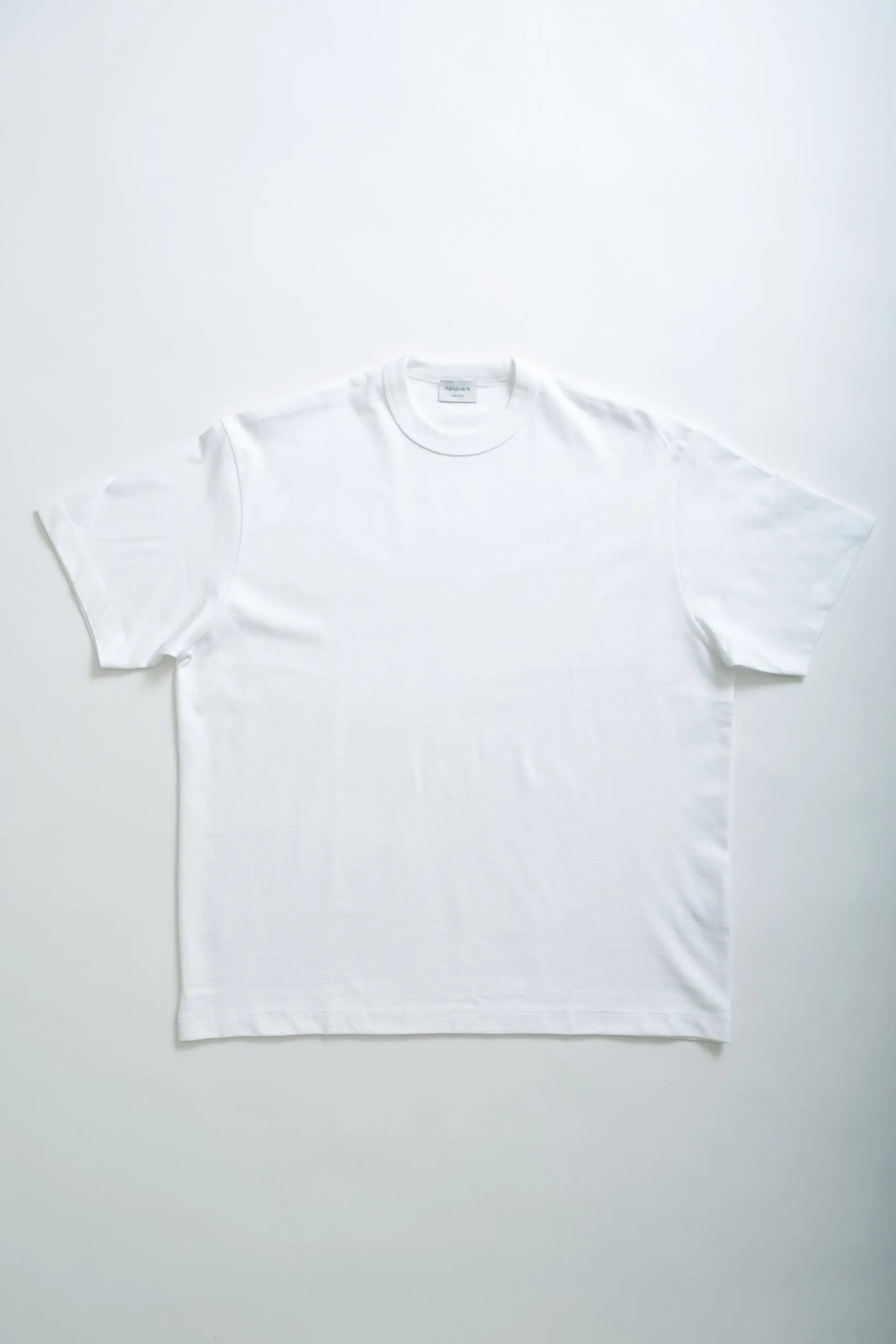 RELAXED T-SHIRT