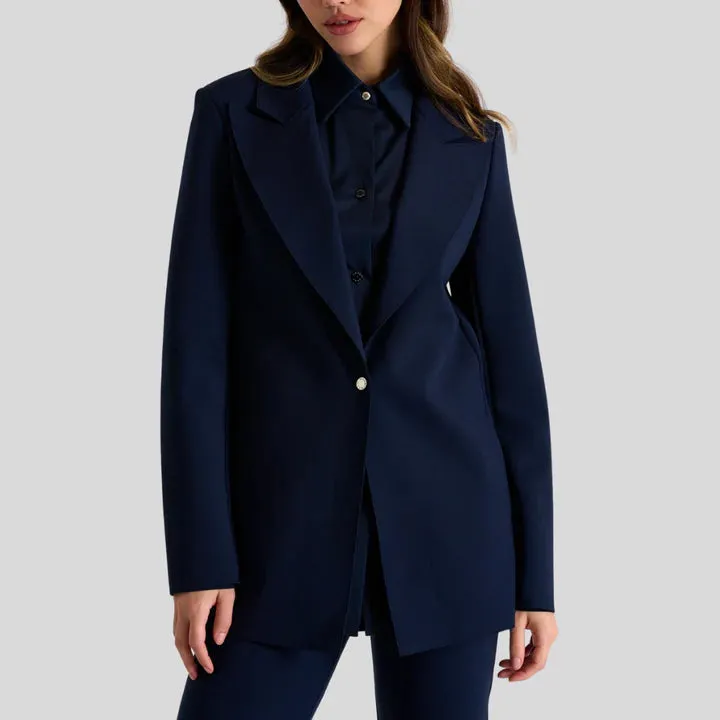 Shan Blazer with snap closure
