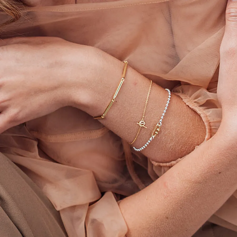 The Essential 18K Gold Bracelet