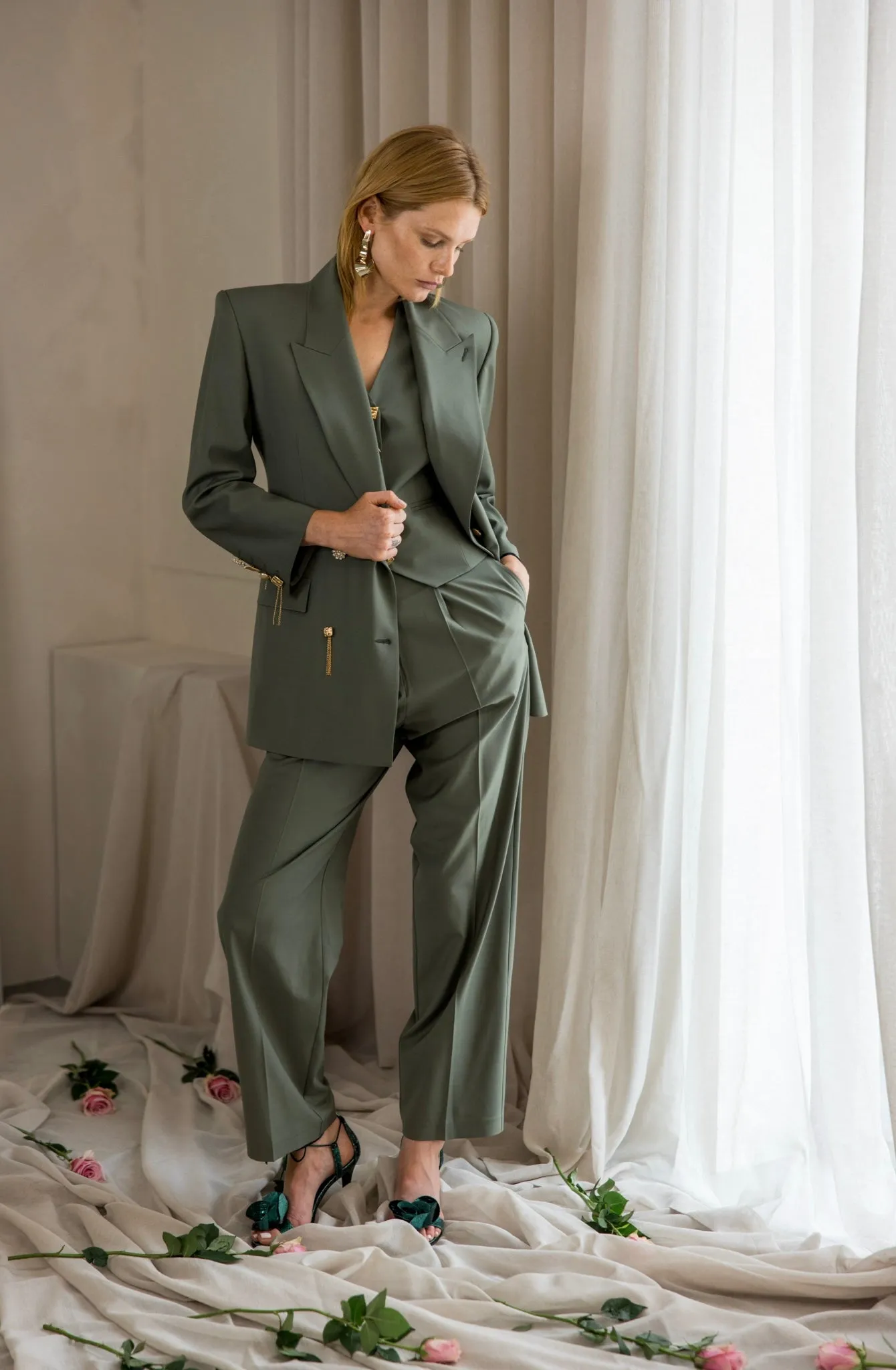 THREE PIECE LEAF SET BLAZER