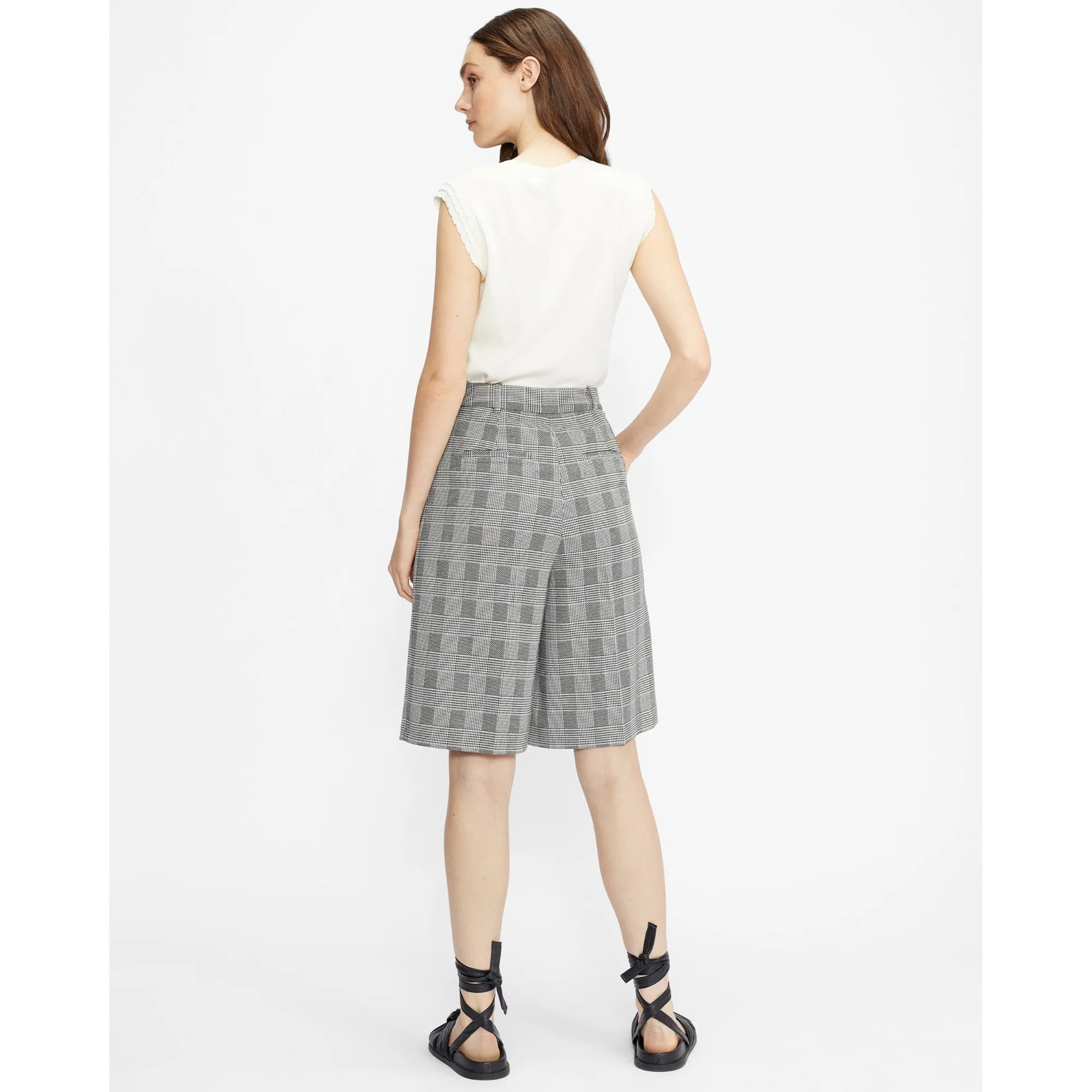 Women Wmf-Kyrias-Tailored Knee Length Short - Black